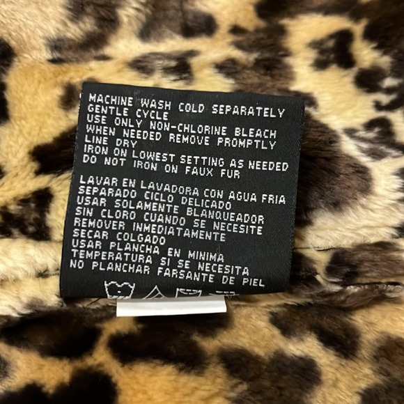 Girls coat - Picture 6 of 7